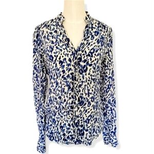 C.Wonder Women's Blouse Blue Animal Print 100% Silk Long Sleeve Button U…